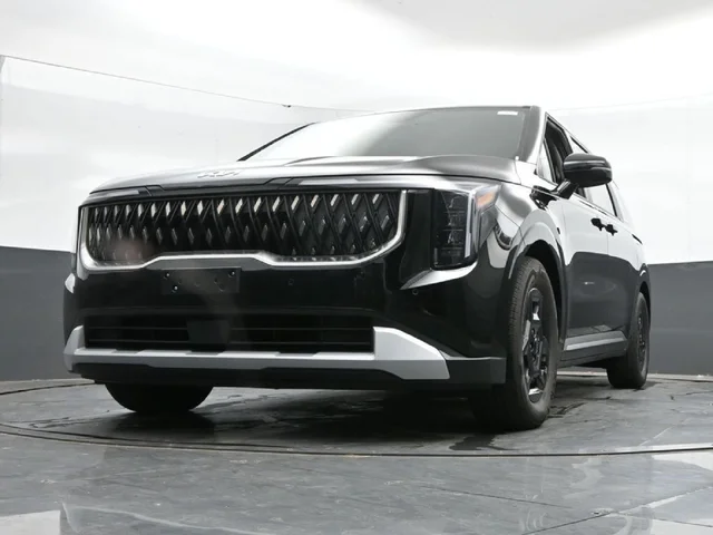 SEMINUEVOS KIA Carnival a Estados en autogozo
