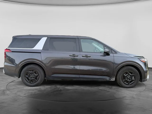 SEMINUEVOS KIA Carnival a Estados en autogozo
