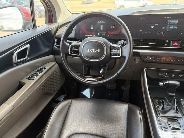 SEMINUEVOS KIA Carnival a Estados en autogozo