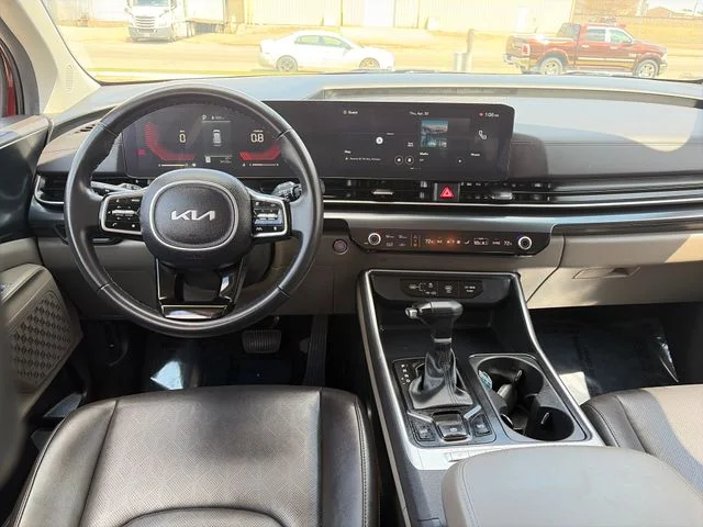 SEMINUEVOS KIA Carnival a Estados en autogozo