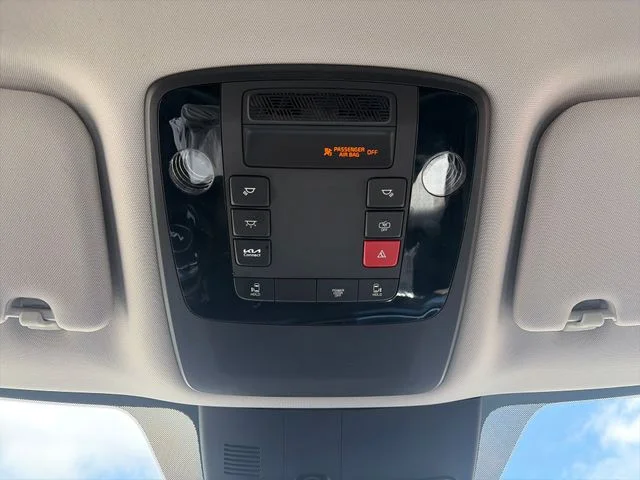 SEMINUEVOS KIA Carnival a Estados en autogozo