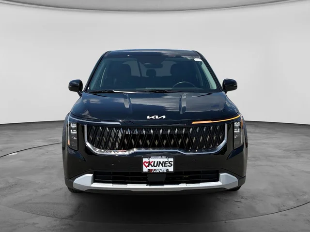 SEMINUEVOS KIA Carnival a Estados en autogozo