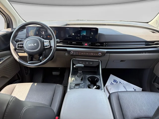 SEMINUEVOS KIA Carnival a Estados en autogozo