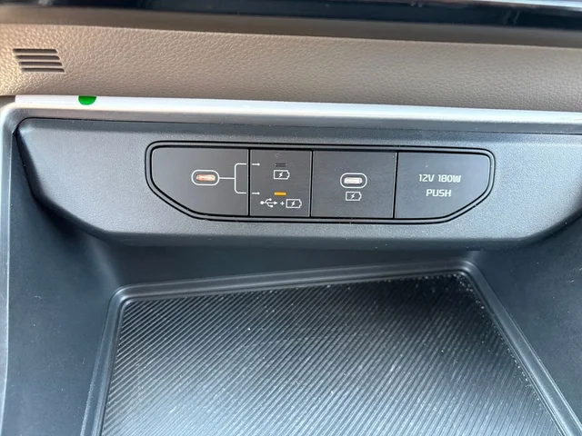 SEMINUEVOS KIA Carnival a Estados en autogozo