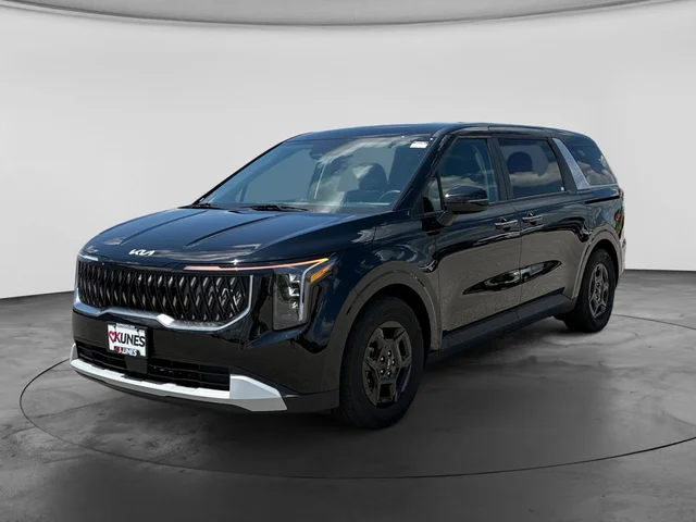 SEMINUEVOS KIA Carnival a Estados en autogozo
