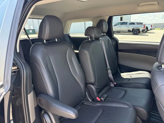 SEMINUEVOS KIA Carnival a Estados en autogozo