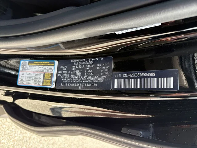 SEMINUEVOS KIA Carnival a Estados en autogozo