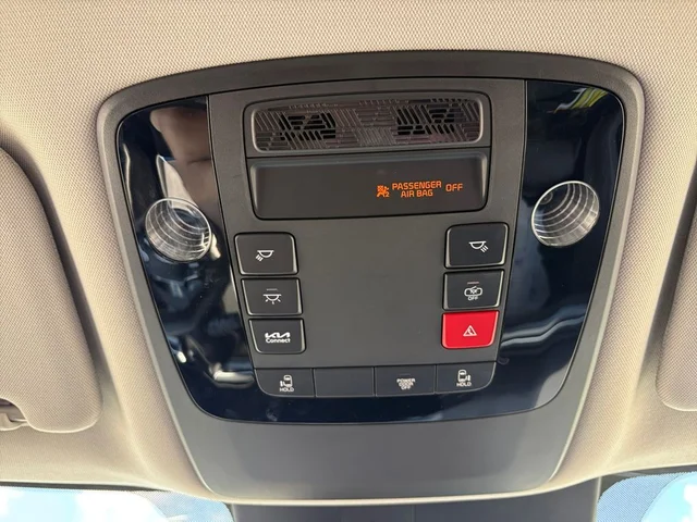 SEMINUEVOS KIA Carnival a Estados en autogozo