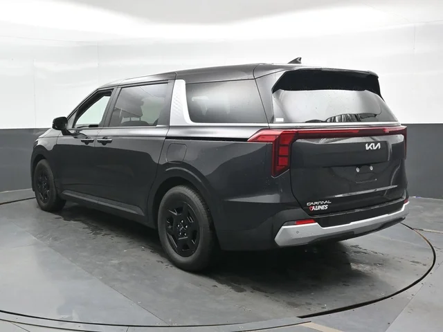 SEMINUEVOS KIA Carnival a Estados en autogozo