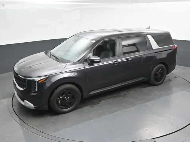SEMINUEVOS KIA Carnival a Estados en autogozo
