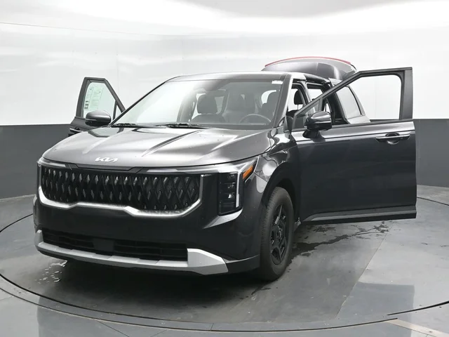 SEMINUEVOS KIA Carnival a Estados en autogozo