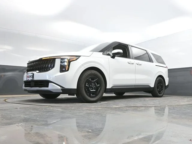 SEMINUEVOS KIA Carnival a Estados en autogozo