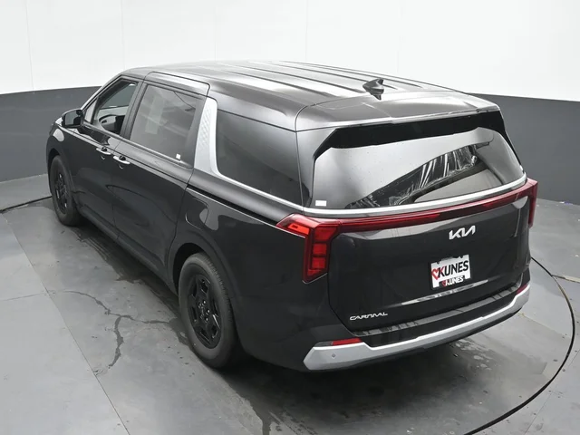 SEMINUEVOS KIA Carnival a Estados en autogozo