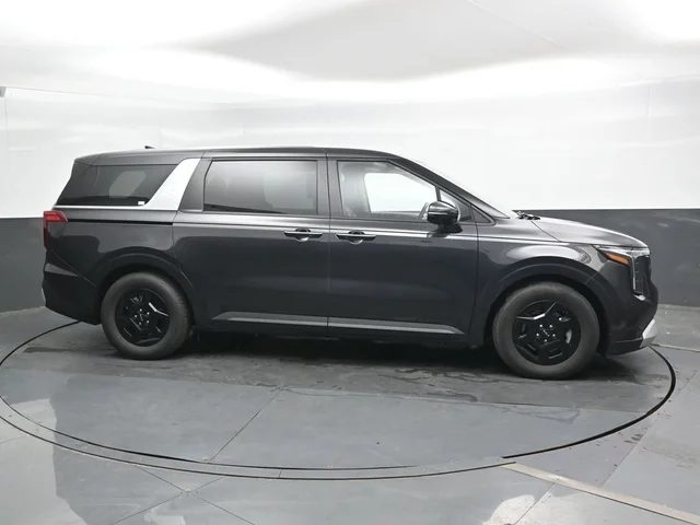 SEMINUEVOS KIA Carnival a Estados en autogozo