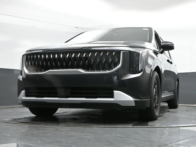 SEMINUEVOS KIA Carnival a Estados en autogozo