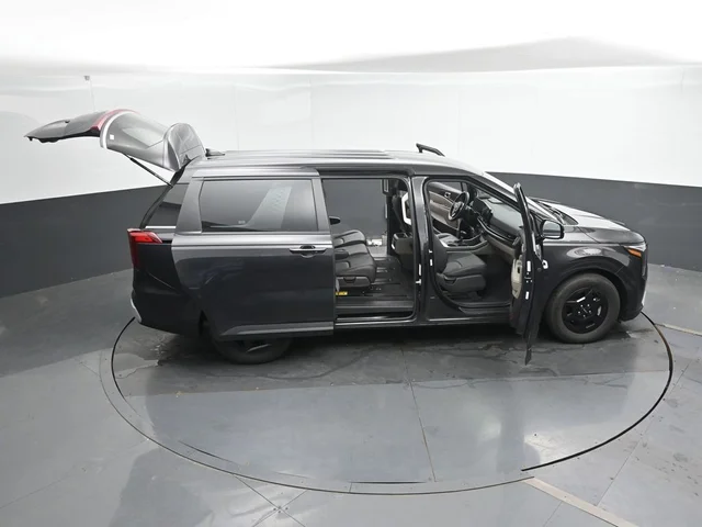 SEMINUEVOS KIA Carnival a Estados en autogozo