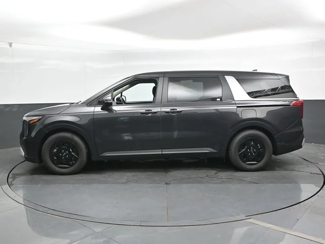 SEMINUEVOS KIA Carnival a Estados en autogozo