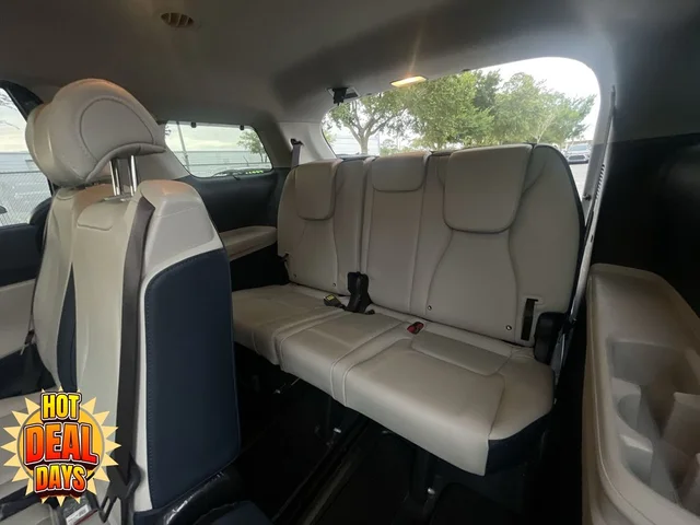 SEMINUEVOS KIA Carnival a Estados en autogozo