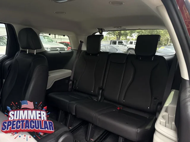SEMINUEVOS KIA Carnival a Estados en autogozo