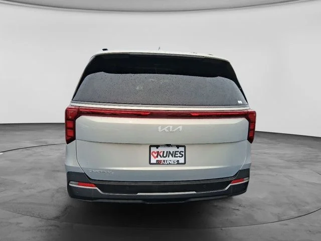 SEMINUEVOS KIA Carnival a Estados en autogozo