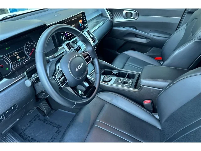 SEMINUEVOS KIA Sorento Hybrid at ELK GROVE in Elk Grove Buick GMC