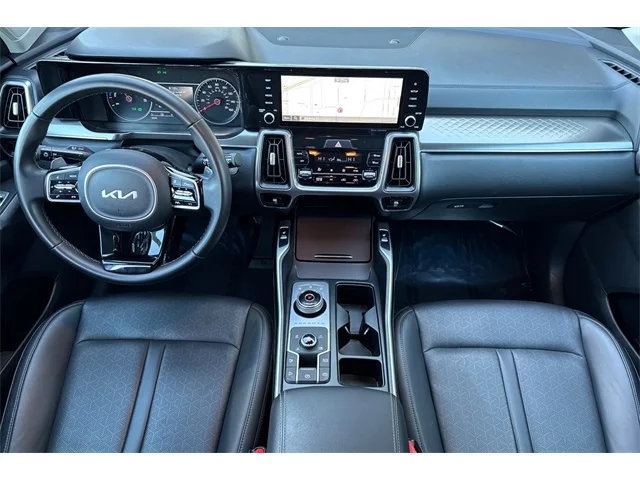 SEMINUEVOS KIA Sorento Hybrid at ELK GROVE in Elk Grove Buick GMC