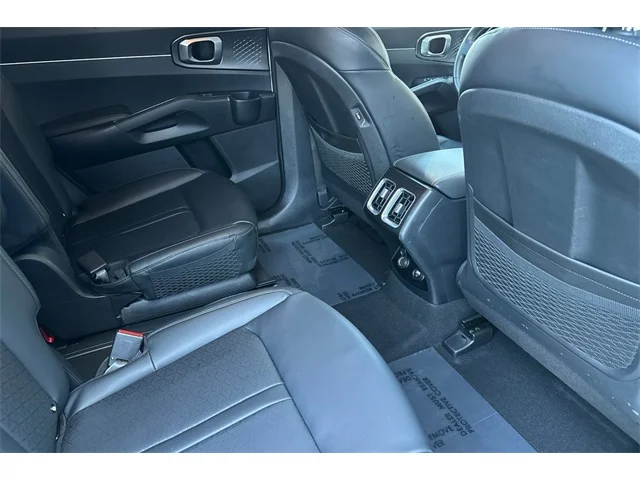 SEMINUEVOS KIA Sorento Hybrid at ELK GROVE in Elk Grove Buick GMC