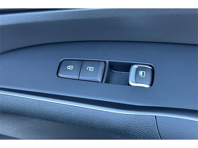 SEMINUEVOS KIA Sorento Hybrid at ELK GROVE in Elk Grove Buick GMC