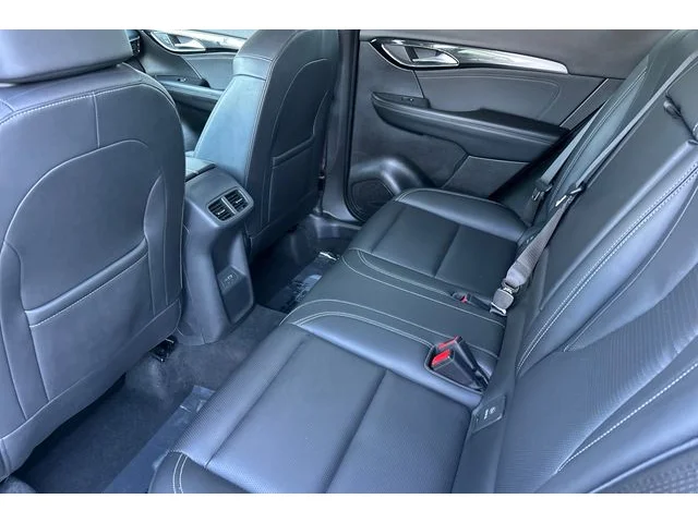 SEMINUEVOS BUICK Envision at ELK GROVE in Elk Grove Buick GMC