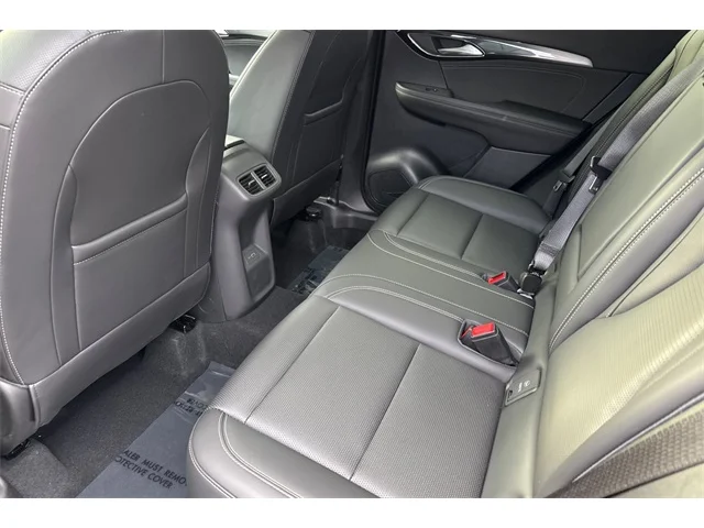 SEMINUEVOS BUICK Envision at ELK GROVE in Elk Grove Buick GMC