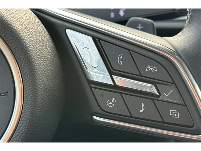 SEMINUEVOS BUICK Envision at ELK GROVE in Elk Grove Buick GMC