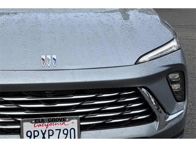 SEMINUEVOS BUICK Envision at ELK GROVE in Elk Grove Buick GMC