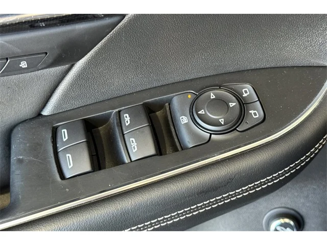 SEMINUEVOS BUICK Envision at ELK GROVE in Elk Grove Buick GMC