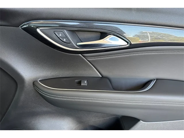 SEMINUEVOS BUICK Envision at ELK GROVE in Elk Grove Buick GMC