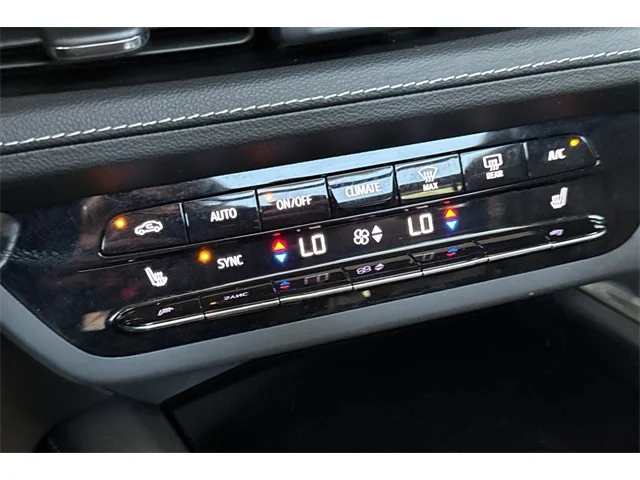 SEMINUEVOS BUICK Envision at ELK GROVE in Elk Grove Buick GMC