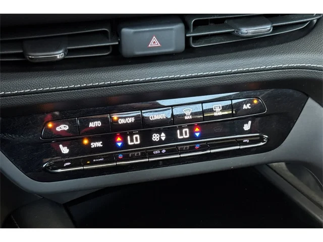 SEMINUEVOS BUICK Envision at ELK GROVE in Elk Grove Buick GMC