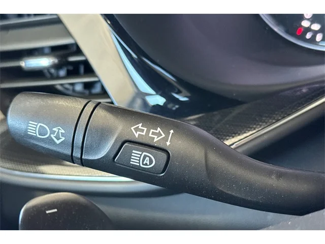 SEMINUEVOS BUICK Envision at ELK GROVE in Elk Grove Buick GMC