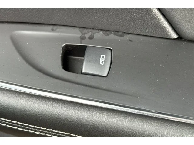 SEMINUEVOS BUICK Envision at ELK GROVE in Elk Grove Buick GMC
