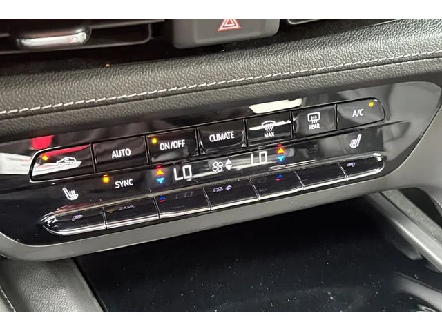 SEMINUEVOS BUICK Envision at ELK GROVE in Elk Grove Buick GMC