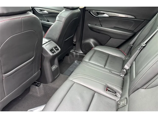 SEMINUEVOS BUICK Envision at ELK GROVE in Elk Grove Buick GMC