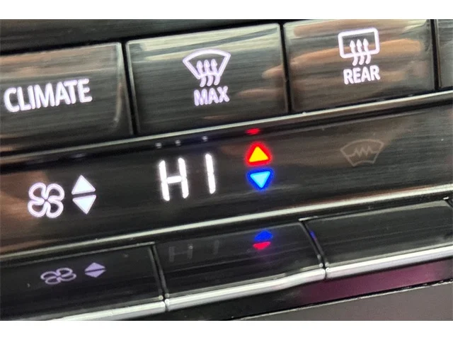 SEMINUEVOS BUICK Envision at ELK GROVE in Elk Grove Buick GMC