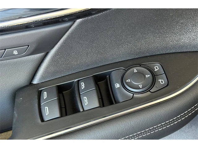 SEMINUEVOS BUICK Envision at ELK GROVE in Elk Grove Buick GMC