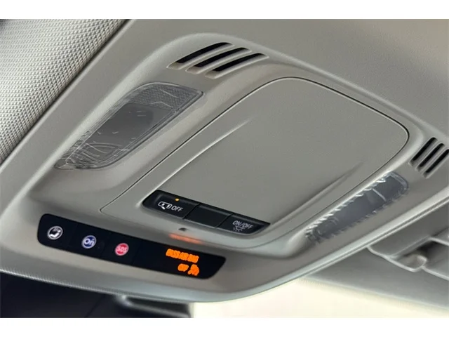 SEMINUEVOS BUICK Envision at ELK GROVE in Elk Grove Buick GMC