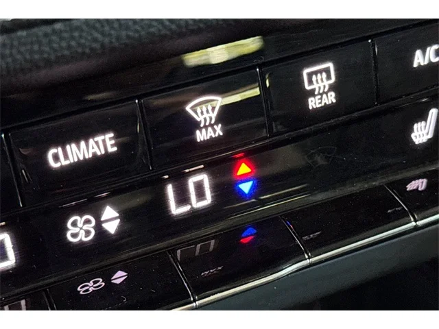 SEMINUEVOS BUICK Envision at ELK GROVE in Elk Grove Buick GMC