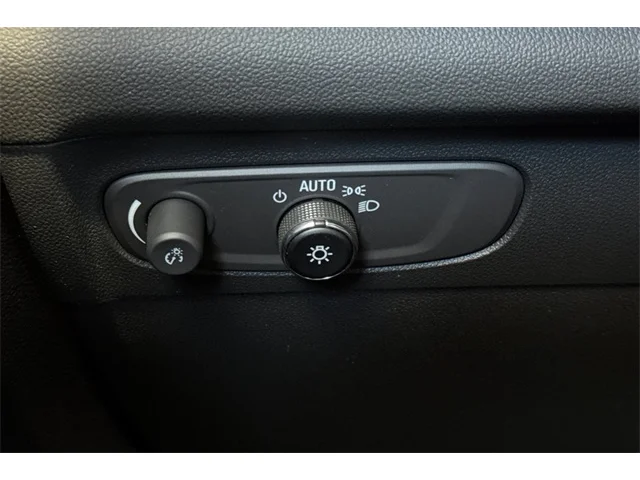 SEMINUEVOS BUICK Envision at ELK GROVE in Elk Grove Buick GMC