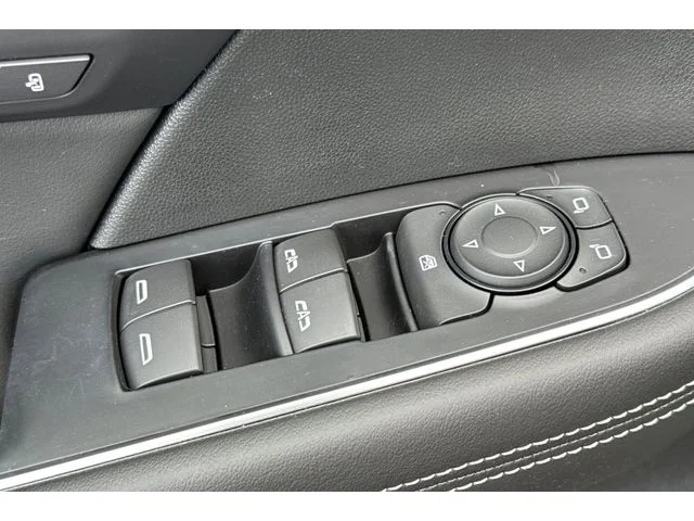 SEMINUEVOS BUICK Envision at ELK GROVE in Elk Grove Buick GMC