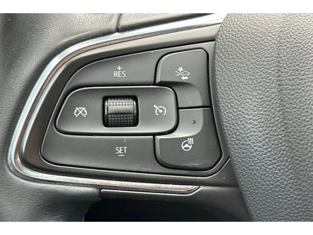 SEMINUEVOS BUICK Envision at ELK GROVE in Elk Grove Buick GMC