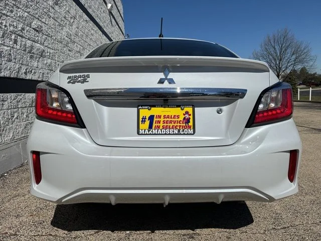 Nuevos MITSUBISHI MIRAGE G4 à Estados chez autogozo