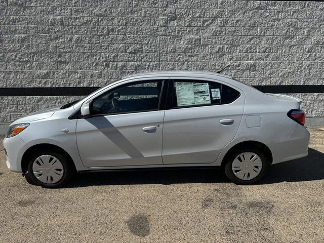 Nuevos MITSUBISHI MIRAGE G4 à Estados chez autogozo