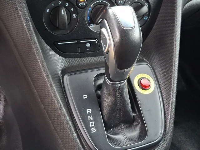 SEMINUEVOS FORD Transit Connect a Estados en autogozo